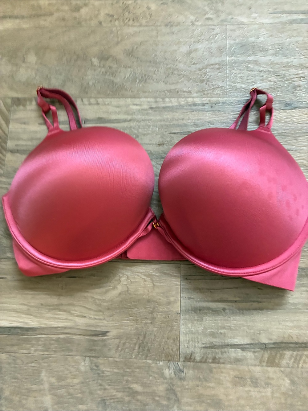 Victoria Secret Add 2 Cups Satin Bombshell Plunge Bra - Picture 2 of 9